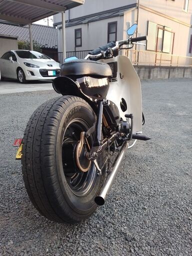 ホンダ　スーパーカブ　カスタム車両　太足