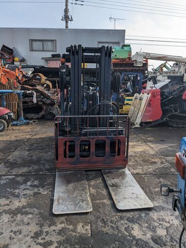 埼玉県　コマツフォークリフト　FG25H-11 中古