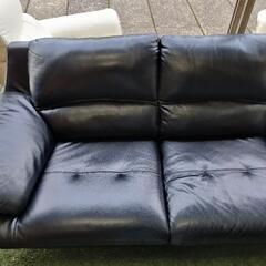 【Ｍ】海外製　3人掛けソファ　販売価格約30万円相当の品物　☆美品☆　値段交渉有り