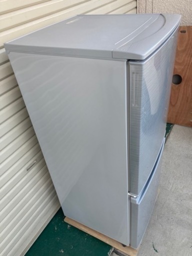 冷蔵庫　SHARP 配達可能　SJ-D14D-S