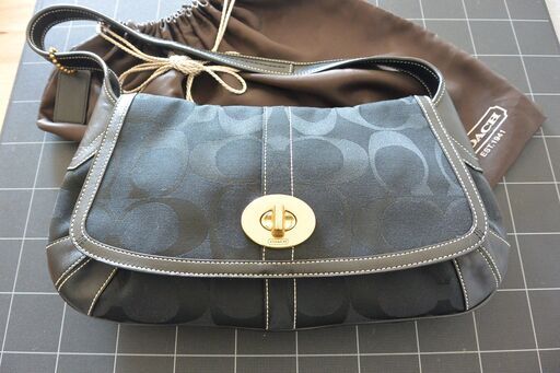 COACHのショルダーバッグ
