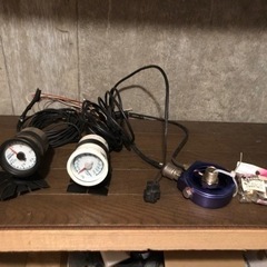 トラスト　グレッディ　油温計　油圧計　実働電子式