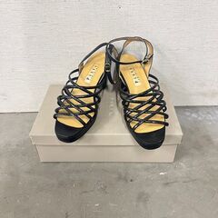  14767  Pitti FEMININE サンダル　ヒール8...