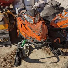 スノーモービル アークティックキャット M8 2010年 不動車