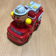 アンパンマン  消防車　おもちゃ