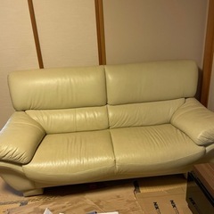 ソファー 革張りソファー 生成り色