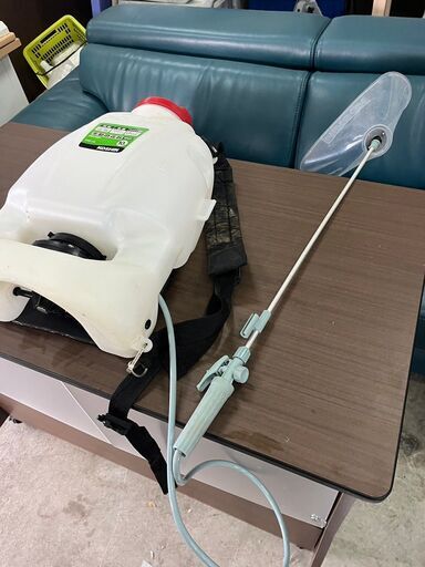 【D-090】背負い式 手動噴霧器 タンク 10L グランドマスター RW-10DX ボールコック 動噴ホース カバー付き