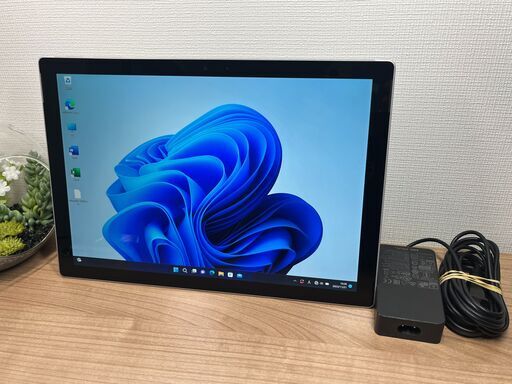 お買い得美品〉0981  Microsoft Surface Pro5 第7世代  8GB/128GB i5 Office2021 Windows11