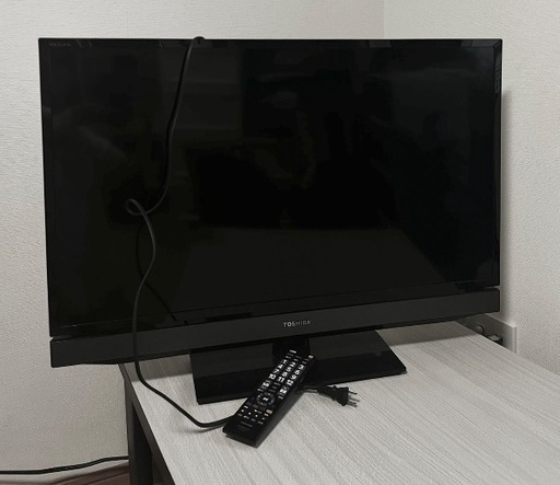 液晶テレビ 東芝 TOSHIBA 32インチ 2013年製