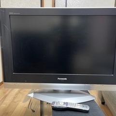 PANASONIC 32型液晶テレビ