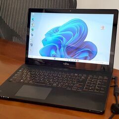 富士通 ハイエンド/エクセルやCADに最適なフルHD【win10...