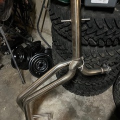 200系クラウンマフラー スリーキャッツ