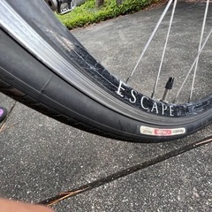 【ほぼ確約】GIANT ESCAPE R3 ALUXX 27インチ