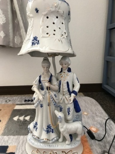 （値下）未使用　陶器テーブルランプ　貴族西洋人形　　ドールマイセン調