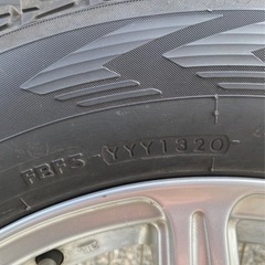 トヨタハリアー　スタッドレスタイヤ4本セット