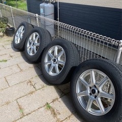 トヨタハリアー　スタッドレスタイヤ4本セット