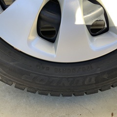ダンロップウインターマックス　175/65R15アクア等に