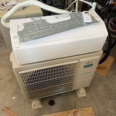 D-093】富士通 ルームエアコン AS-C562M2W 2022年製 中古 激安