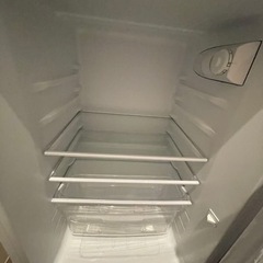 美品　冷蔵庫　容量１２１L  下の棚新品の袋付き
