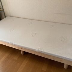 【成約済】木製スノコベッド　マットレス付き　シングルサイズ【無料...