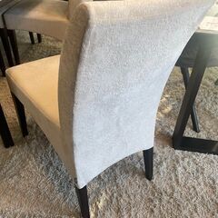 ダイニング５点セット　（テーブル→カリモク）