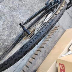 🥇🥇　クロスバイク　７００ｘ２８ｃ　７変速　フレーム　アルミ　配達可能