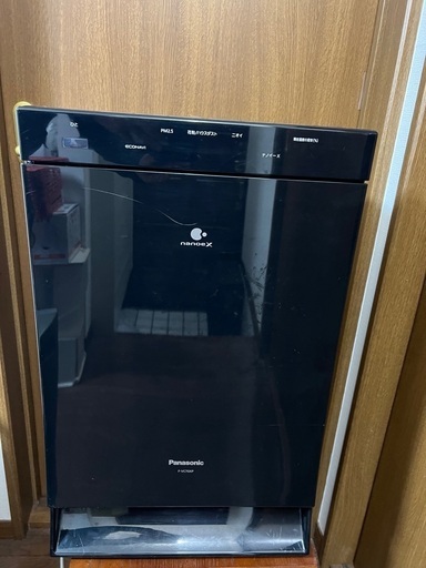 パナソニック　F-VC70XP 加湿空気清浄機。
