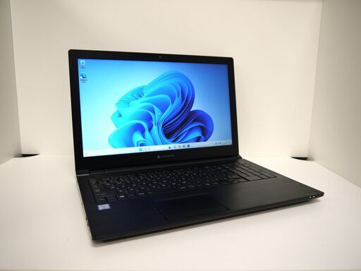 【お渡し済み】東芝 Windows11 15.6型ノートPC 第8世代Corei5 + SSD  + メモリ8GB【メンテナンス済み】（40154189）