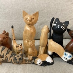 猫　置き物　木製