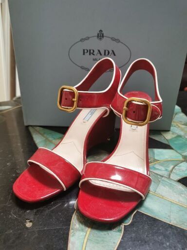 セット1万円値引　PRADA　試着可→合わなければ返品可　サンダル