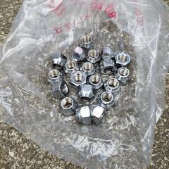 ノアで使用！スタッドレスタイヤ【195/65R15】