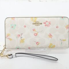 【極美品】COACHレディース　長財布　 フローラルプリント　ホ...