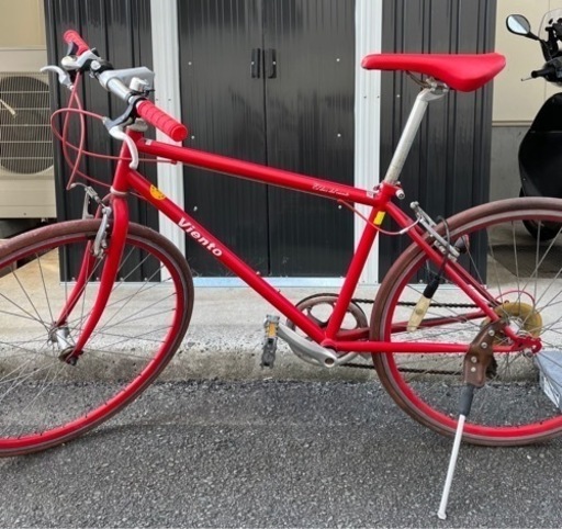 クロスバイク　中古　自転車　赤　レア品　700C 鍵付き　ライト付き　ギア付き