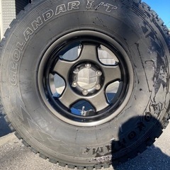 ブラッドレーV　スタッドレスタイヤ4本セット