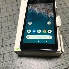 Y モバイル　スマホ　KYOCERA R2