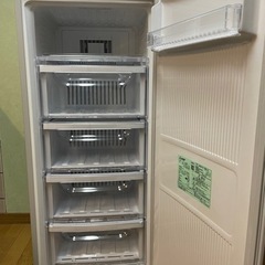 【お譲り先決定済】三菱2020年製　冷凍庫　121L