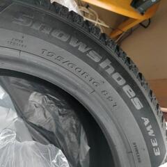 セレナ後期アルミホイルとバリ山海外製スタッドレス