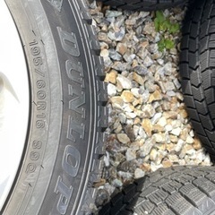 タイヤ　セレナ　4本　ダンロップ　