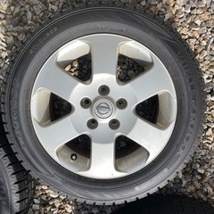 タイヤ　セレナ　4本　ダンロップ　