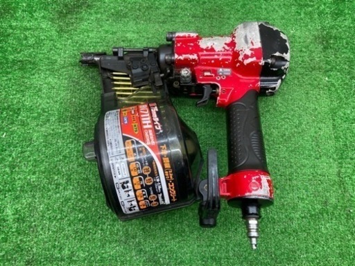 中古品 □ makita 高圧エア釘打ち機 AN711H □ C □ IT7X5ODD42GE