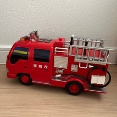 西松屋 消防車と救急車