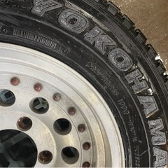 225 70 15 ジムニー スタッドレス4本セット　ヨコハマ