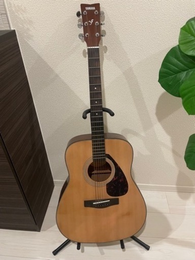 YAMAHA アコースティックギター　スタンド、ケースなどおまけ付き