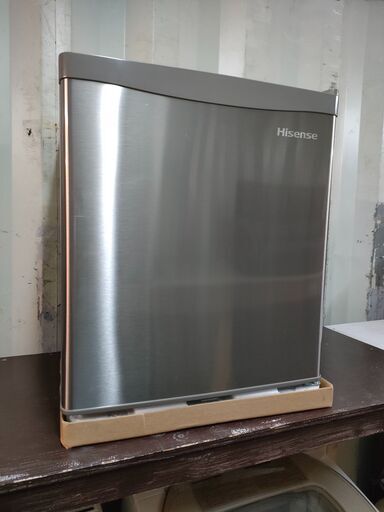 使用感なく綺麗です　Hisense　1ドア冷蔵庫　42L　2021年製　HR-A42JWS