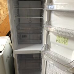 ☆中古￥14,300！SHARP　271㍑2ドア冷蔵庫　家電　2015年製　SJ-PD27A-C型　幅55㎝ｘ奥行65㎝ｘ高さ156㎝　【BK156】