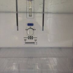 ☆中古￥14,300！SHARP　271㍑2ドア冷蔵庫　家電　2015年製　SJ-PD27A-C型　幅55㎝ｘ奥行65㎝ｘ高さ156㎝　【BK156】