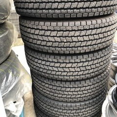 スタッドレスタイヤ　小型トラック等に　195/75R15