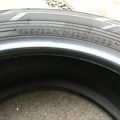 サイズ195/60R16  スタットレスタイヤ4本セットで 売ります 。近隣お届け。  実物見て気に入らなければキャンセル可  