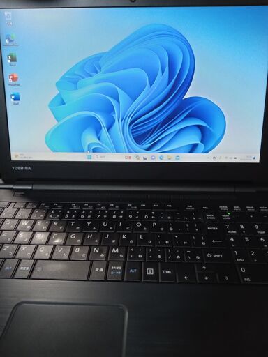 TOSHIBA　dynabook AZ35/GB