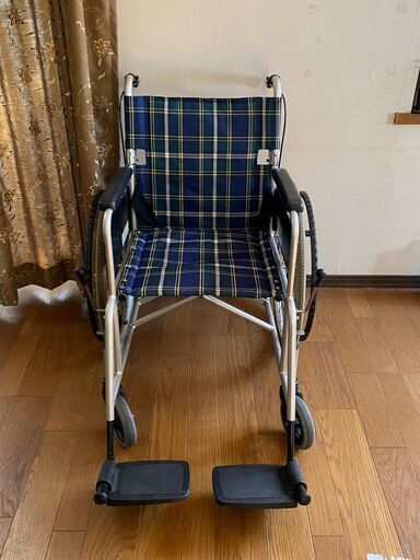カワムラ　車椅子　自走式